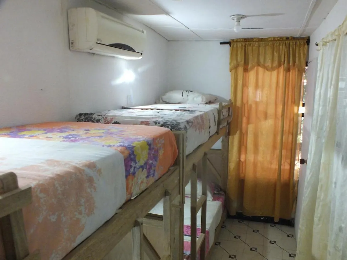 Hotel Malecon Del Rio Barranquilla  Guest house