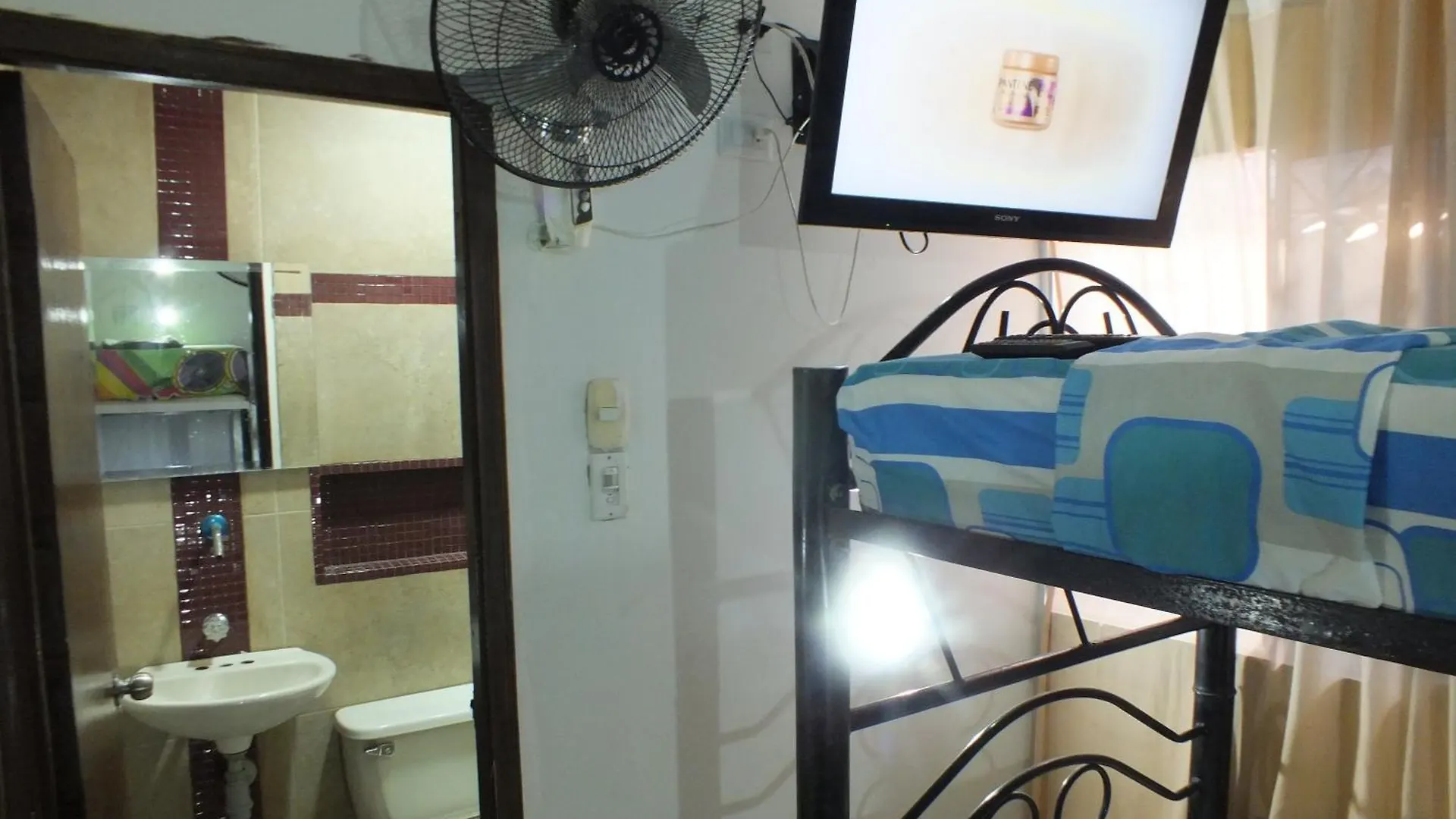Guest house Hotel Malecon Del Rio Barranquilla