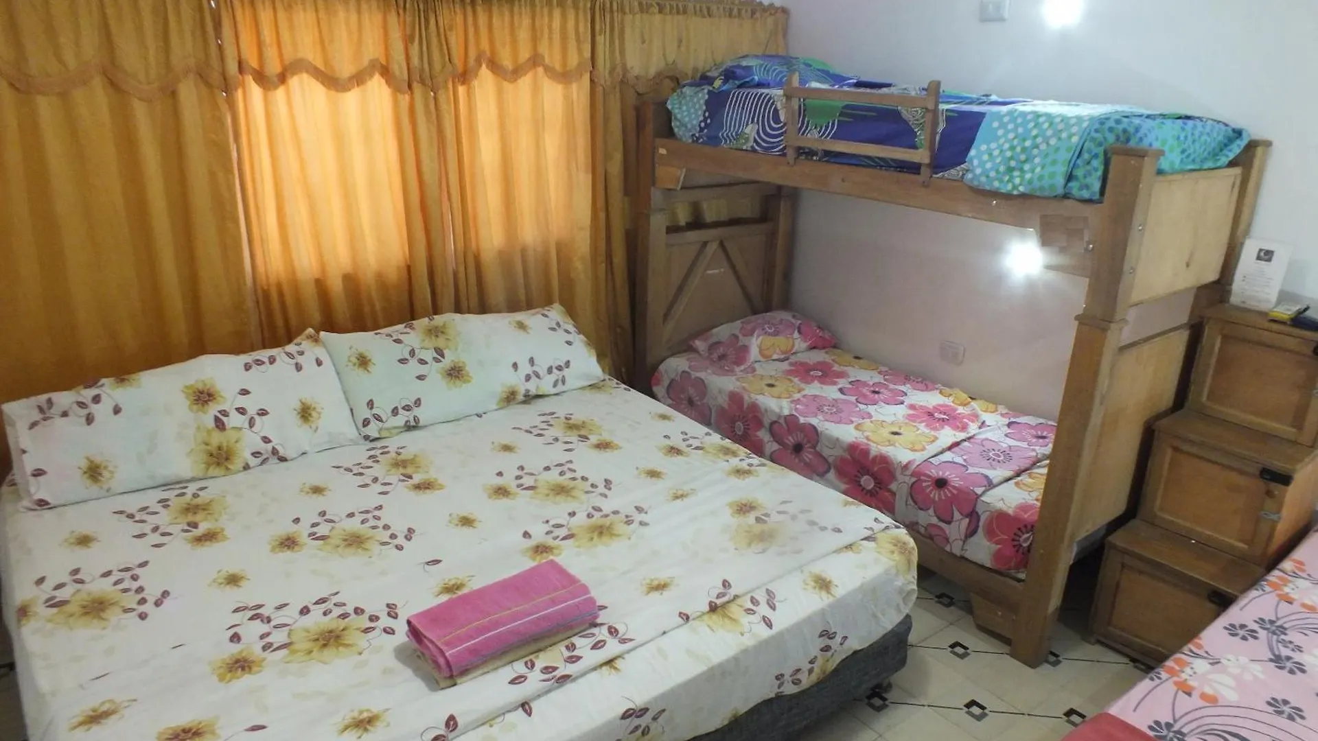 Guest house Hotel Malecon Del Rio Barranquilla